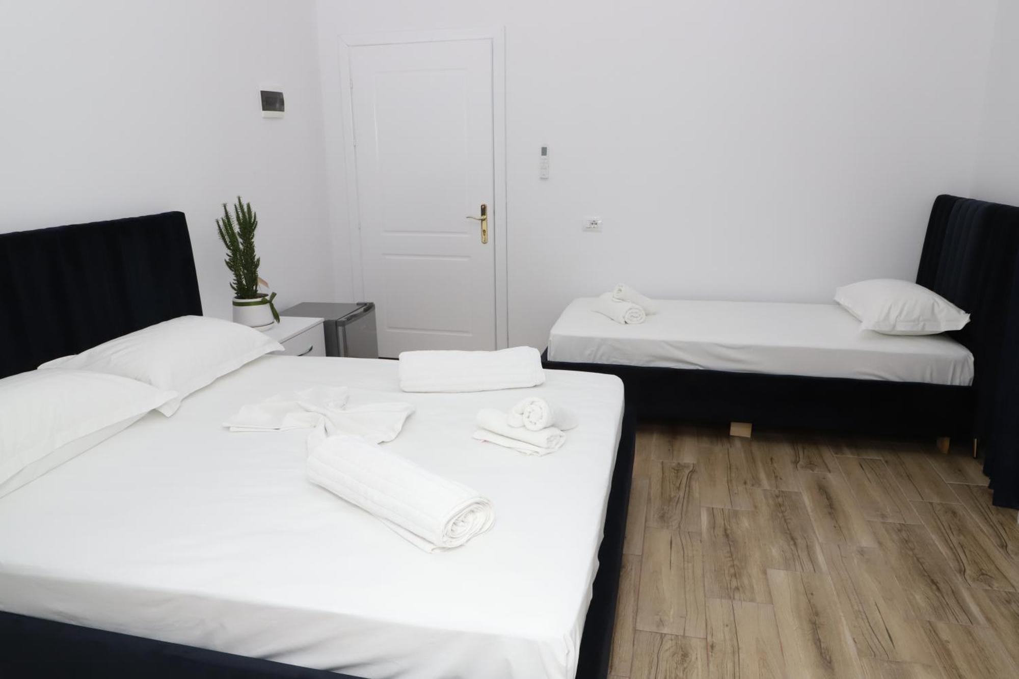 Vila Luen Berat Extérieur photo