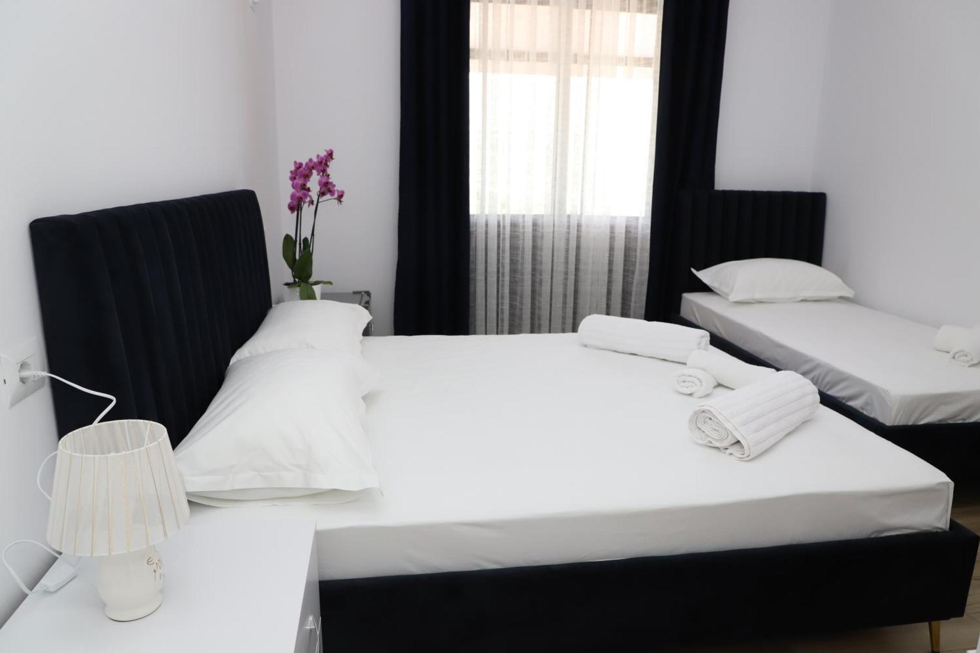 Vila Luen Berat Extérieur photo